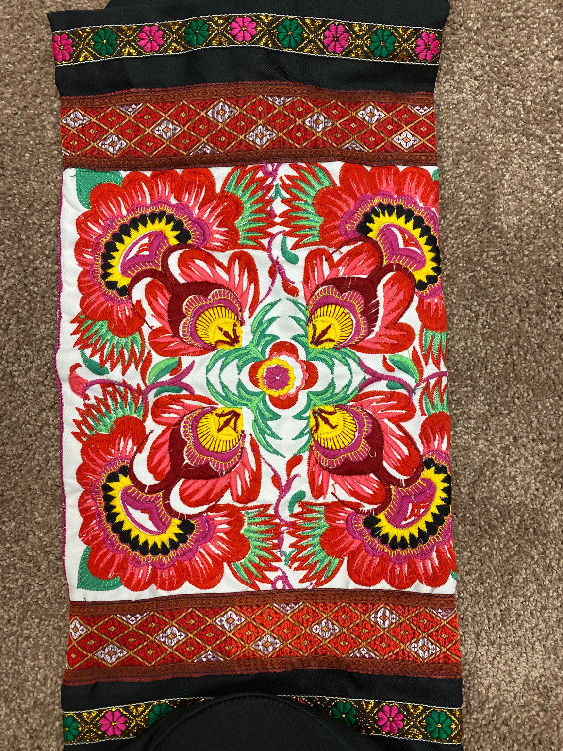 Lumily Embroidered Yoga Bags