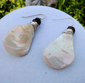 Shell Earrings (Medium)